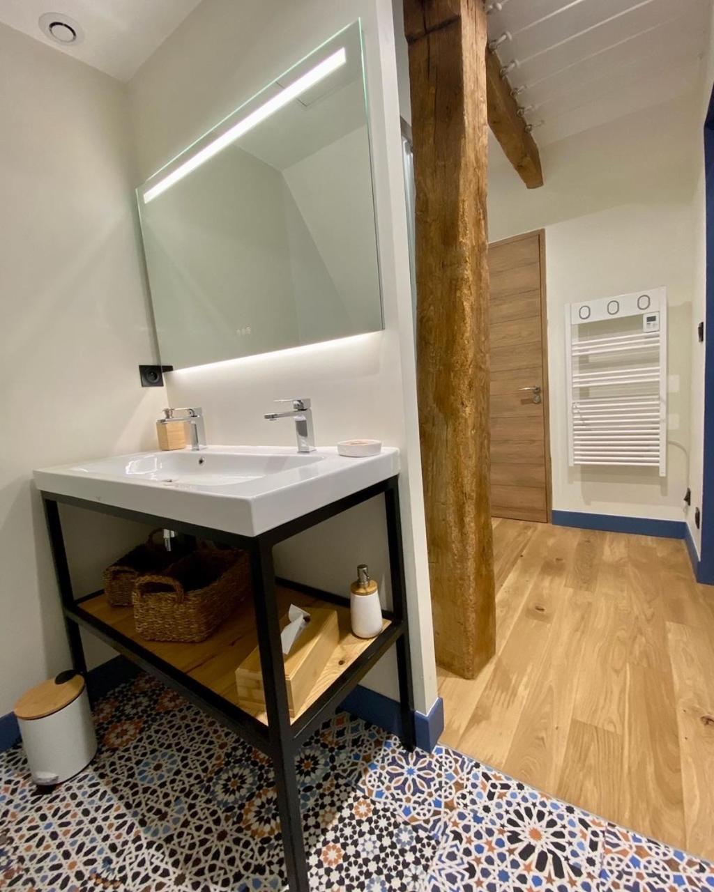 Domaine De La Bigottiere, Chambres D'Hotes Montigne-le-Brillant ภายนอก รูปภาพ